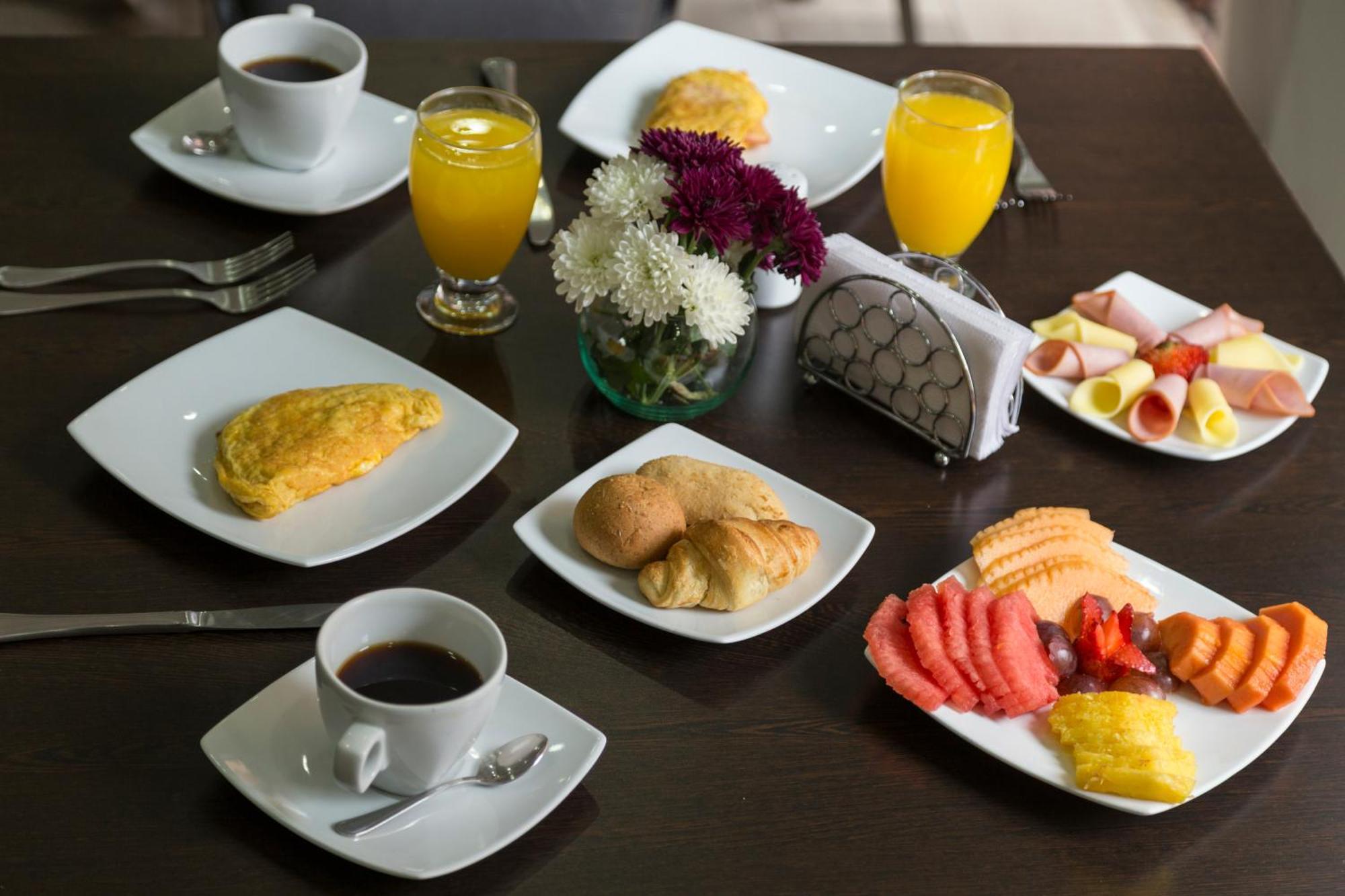 Travelers Obelisco Apartamentos Bogota Ngoại thất bức ảnh