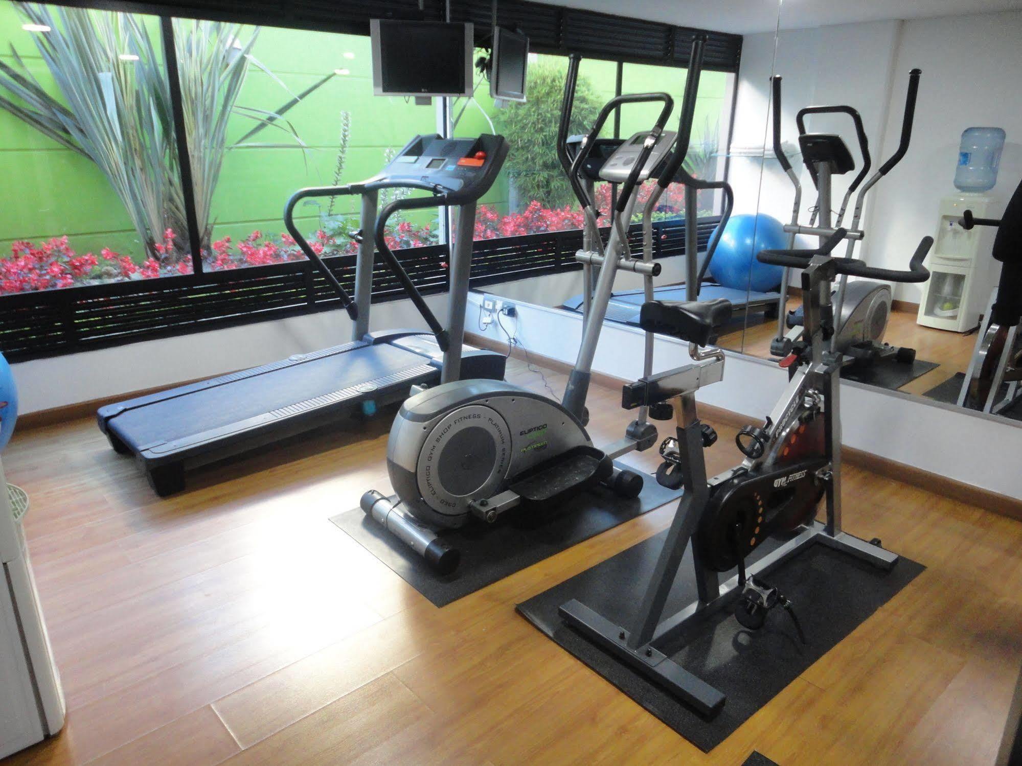 Travelers Obelisco Apartamentos Bogota Ngoại thất bức ảnh