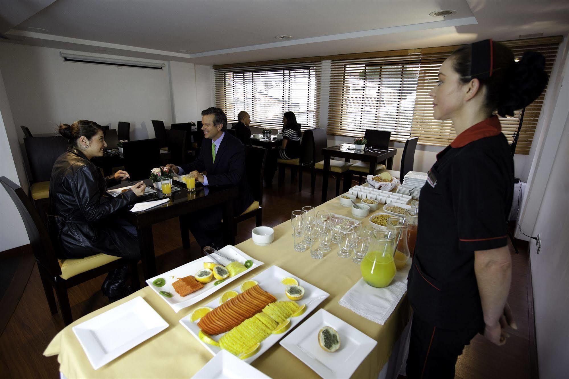 Travelers Obelisco Apartamentos Bogota Ngoại thất bức ảnh